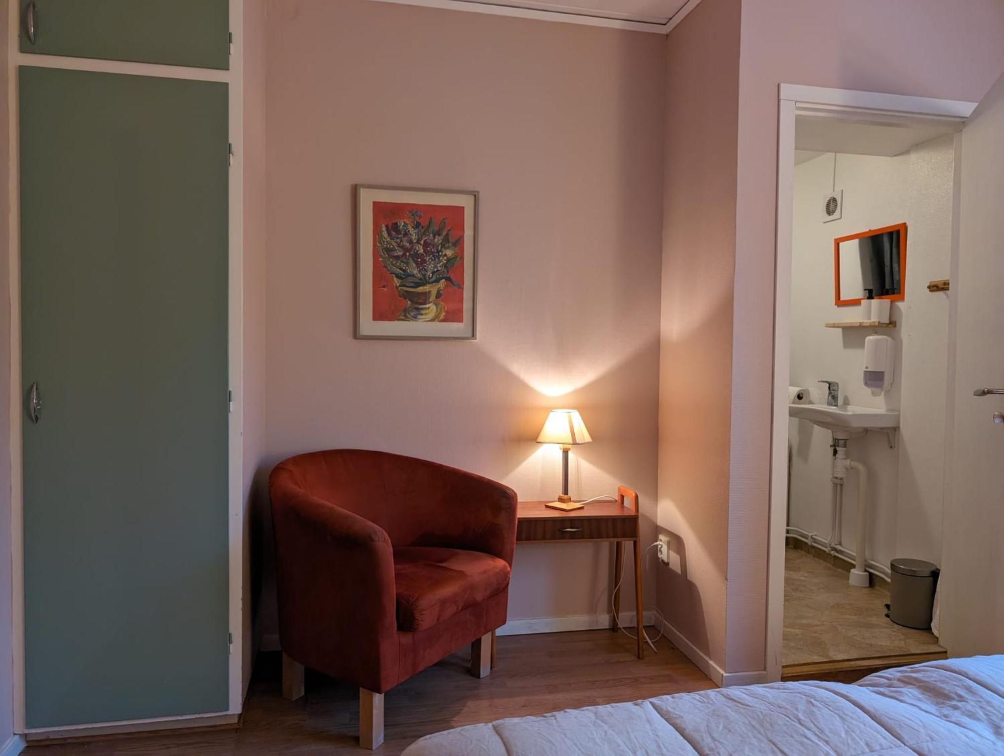 Brukshotellet Oeland - Vandrarhem Degerhamn Екстериор снимка